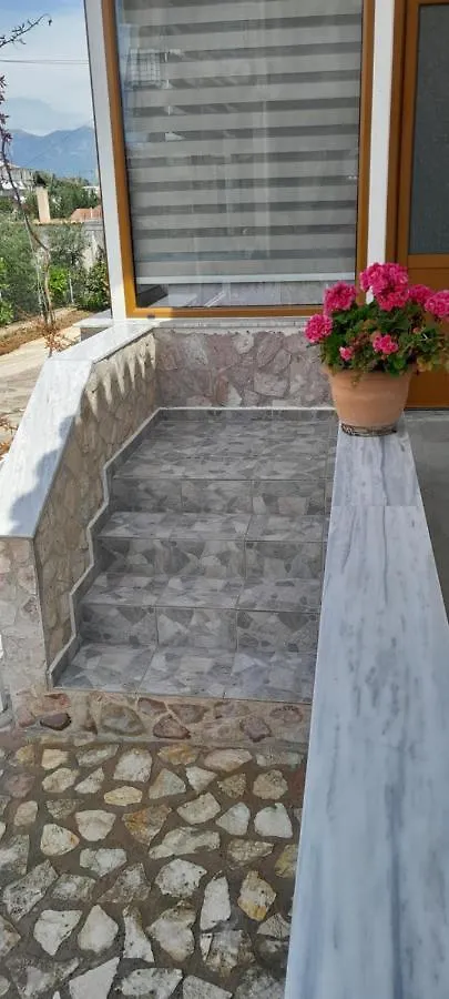 Luxury Dennis Home Sarandë 0*,  Albánie